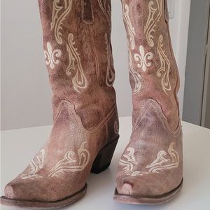 Women’s Corral Vintage Cowboy Boots Size 9